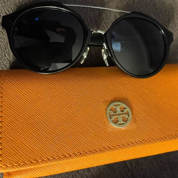 Tory Burch | Accessories | Tory Burch Sunglasses New Comes  display picture 1